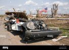 a-smashed-us-mail-van-in-greensburg-kansas-usa-after-the-huge-killer-AH1N8W.jpg
