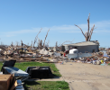 2013-moore-ef5-tornado-damage-container.png