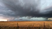 041126KSSupercell.00_04_57_17.Still002.jpg